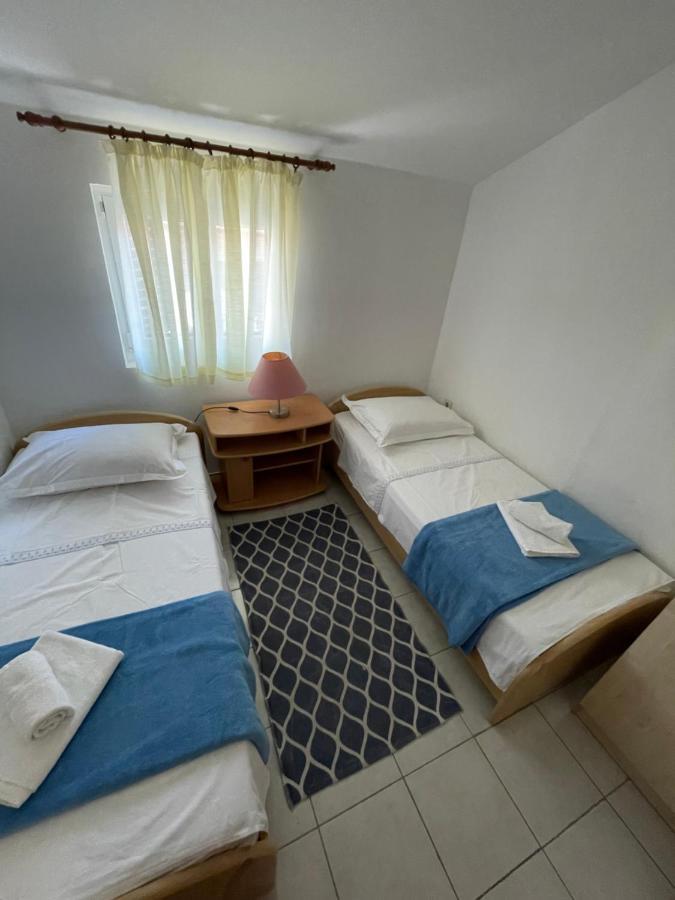 Apartments Anka I Kresimir Srima Esterno foto