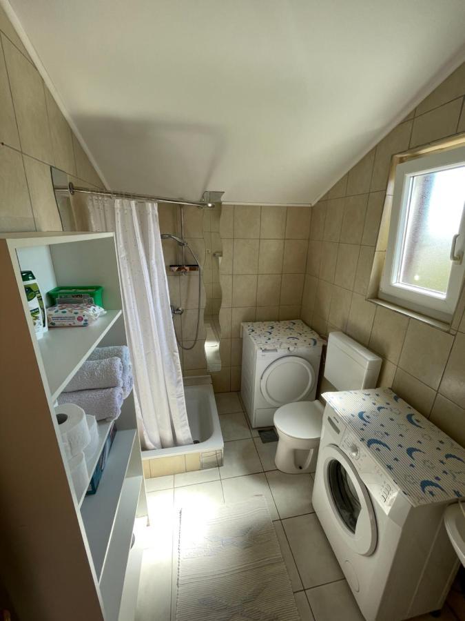 Apartments Anka I Kresimir Srima Esterno foto